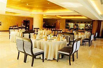 ****  Hawaii Hotel Szanja Kína
